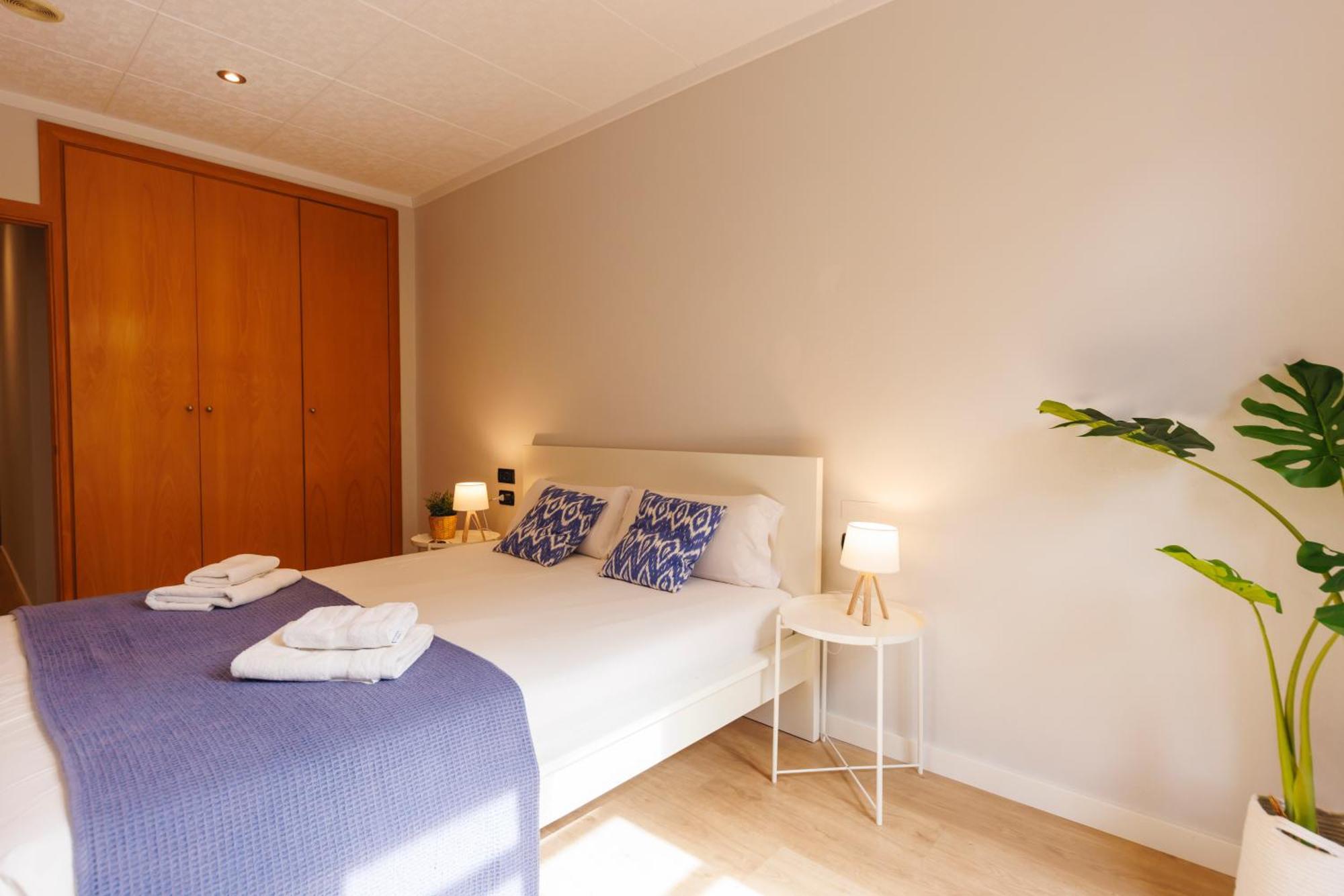 Bravissimo Apartaments Mora 4 Girona Esterno foto