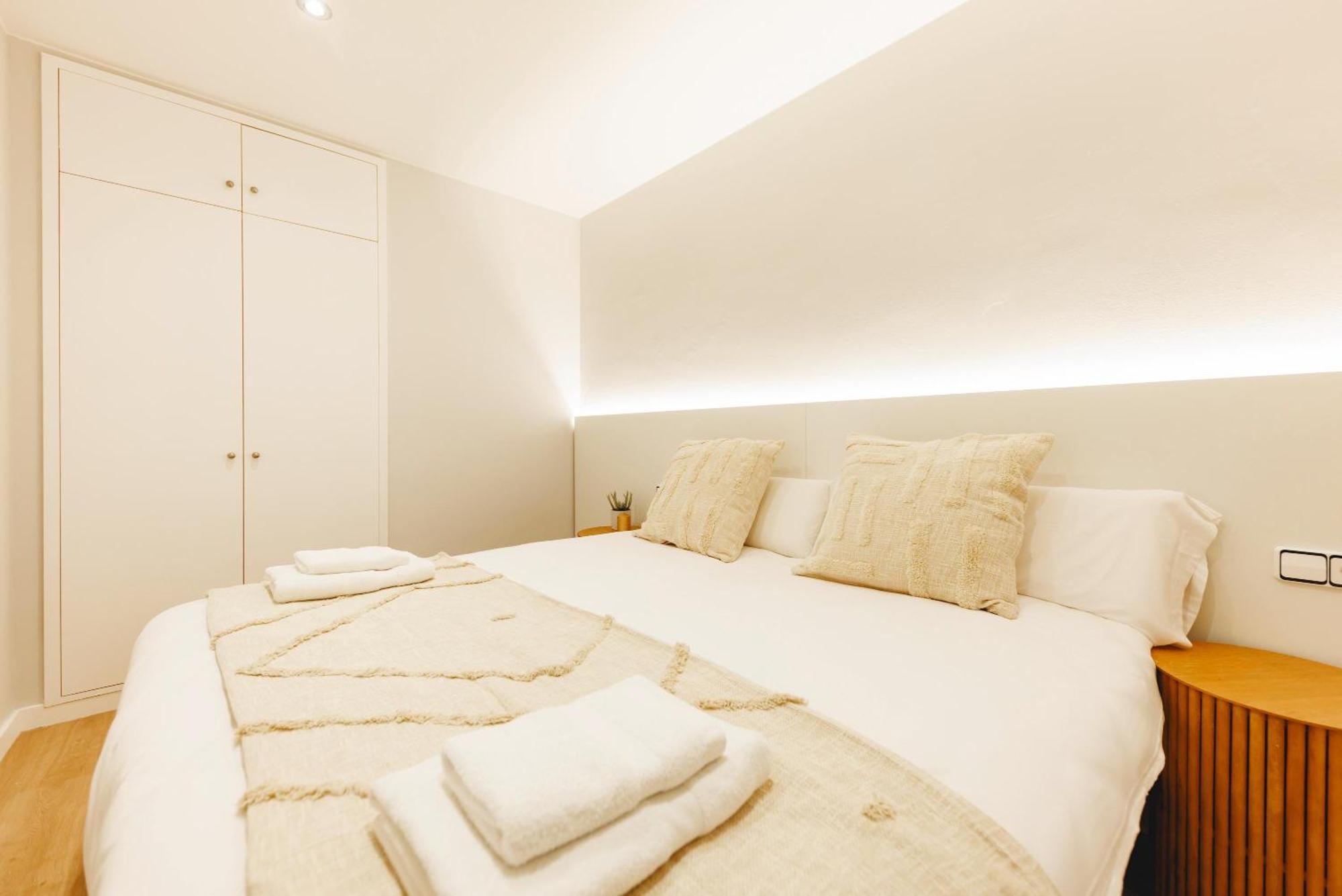 Bravissimo Apartaments Mora 4 Girona Esterno foto