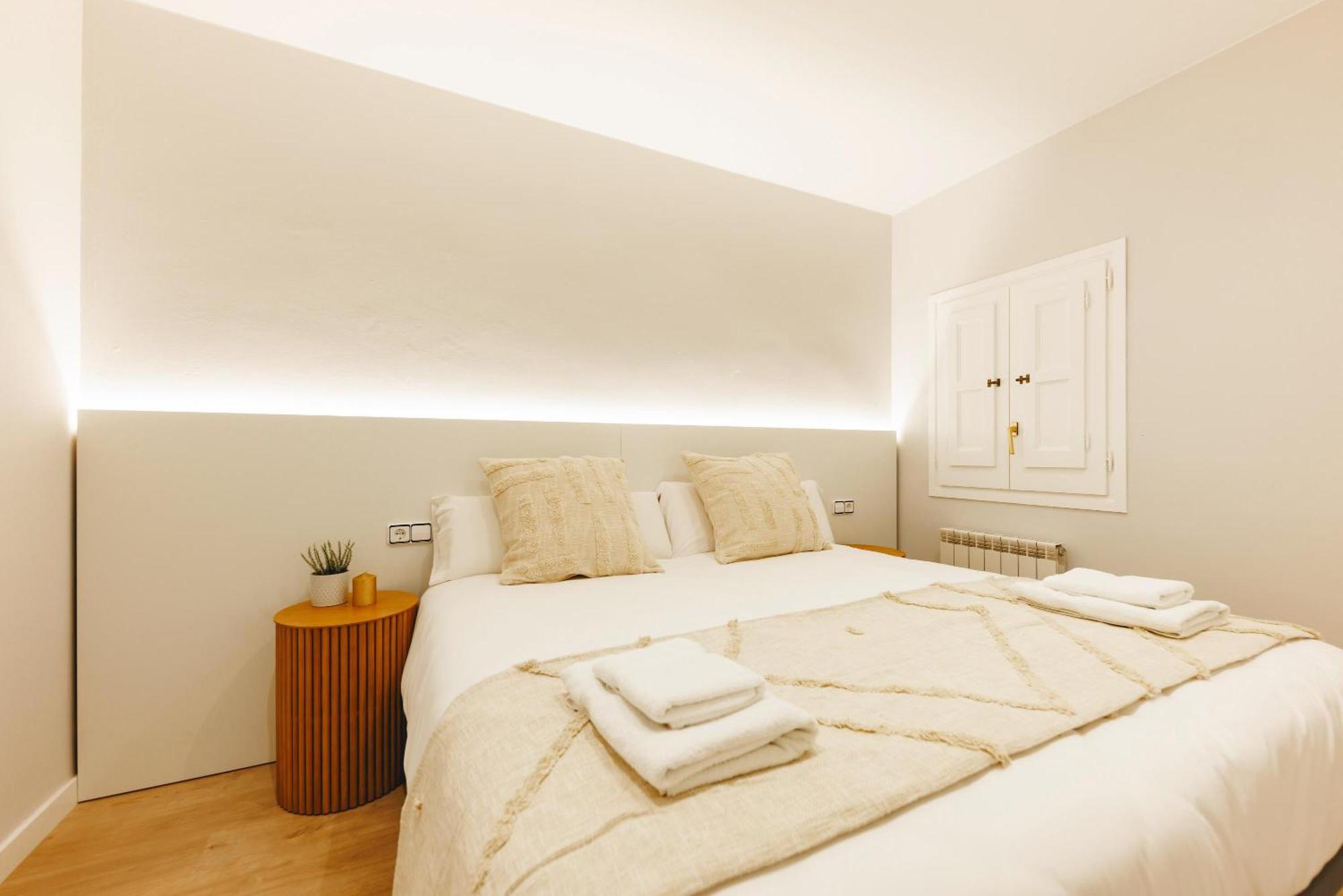 Bravissimo Apartaments Mora 4 Girona Esterno foto